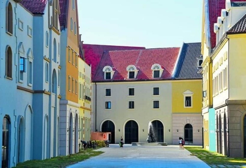 Mangrove Tree Resort World Qingdao