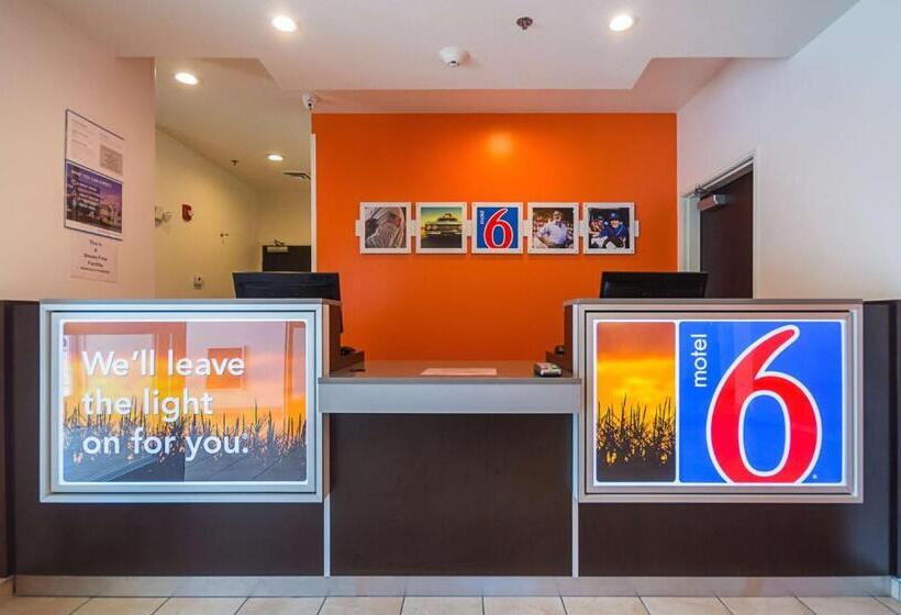 Motel 6south Bend, In  Mishawaka