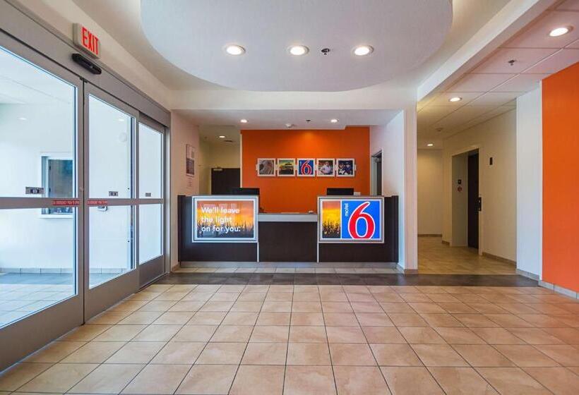 Motel 6south Bend, In  Mishawaka