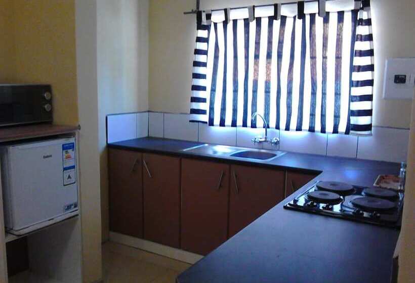 Pacific Conqueror Self Catering Units