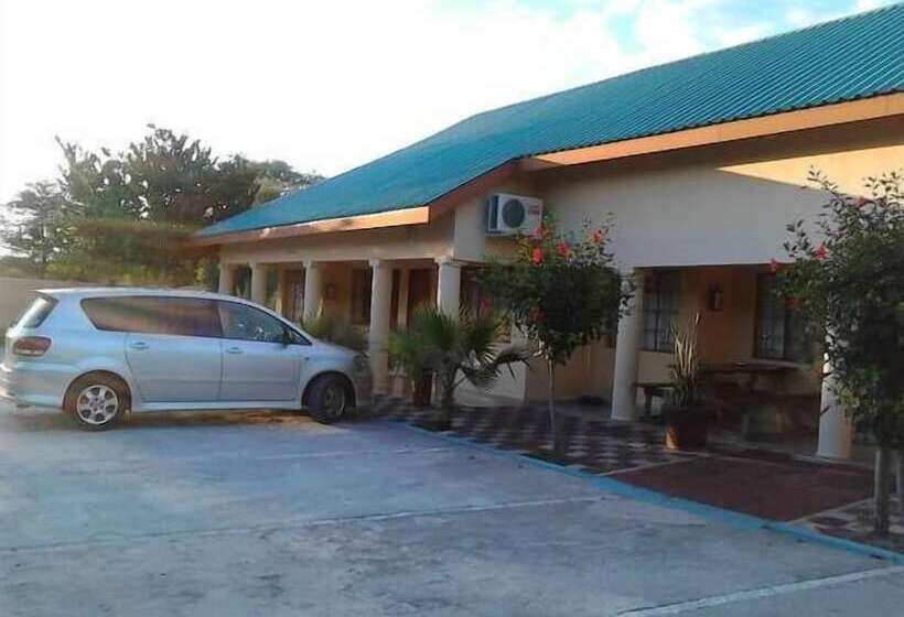 Pacific Conqueror Self Catering Units