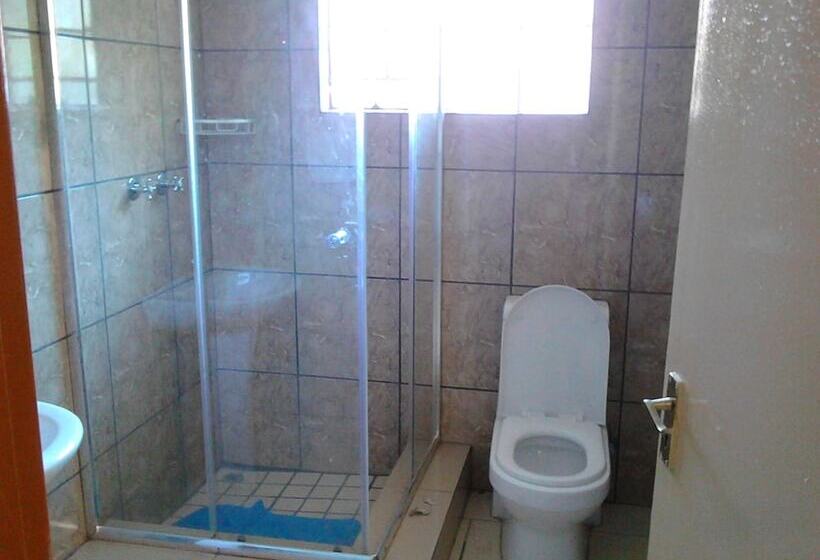 Pacific Conqueror Self Catering Units