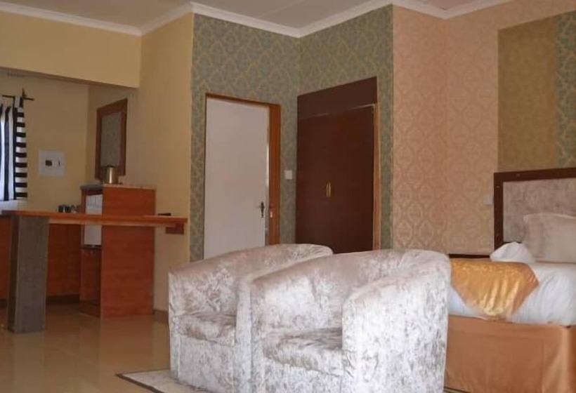 Pacific Conqueror Self Catering Units