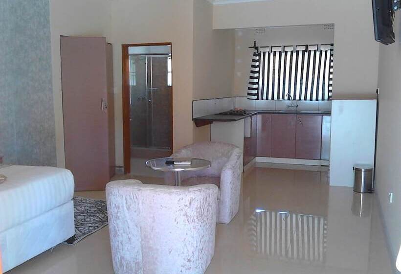 Pacific Conqueror Self Catering Units