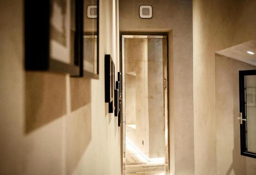 پانسیون Benci House