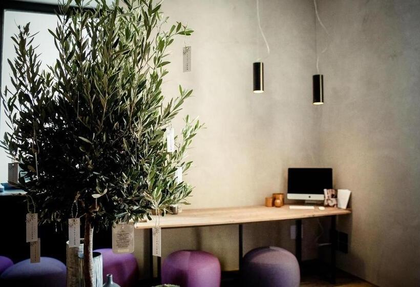 پانسیون Benci House