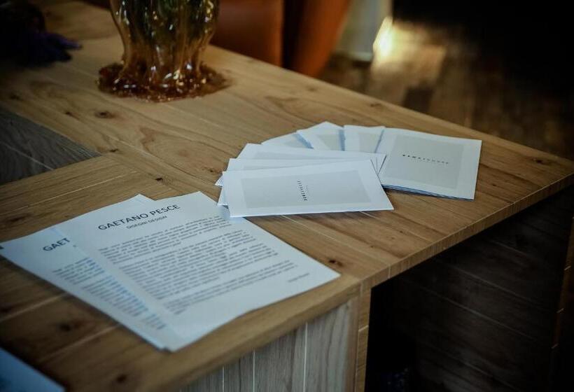 پانسیون Benci House