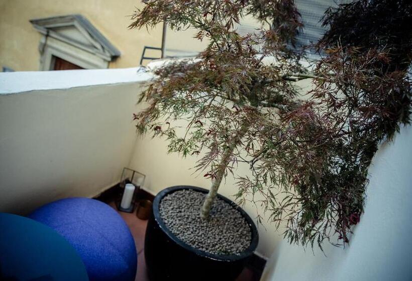 پانسیون Benci House