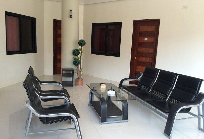 پانسیون Inngo Tourist Inn