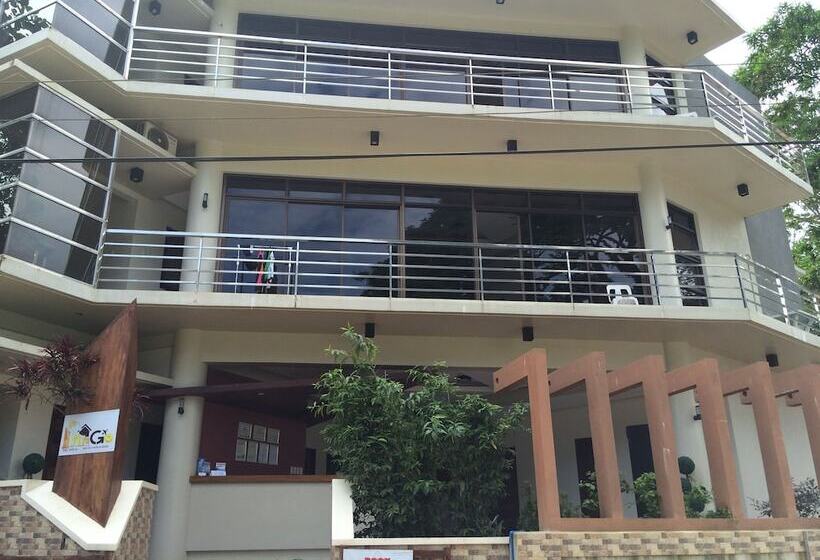 پانسیون Inngo Tourist Inn