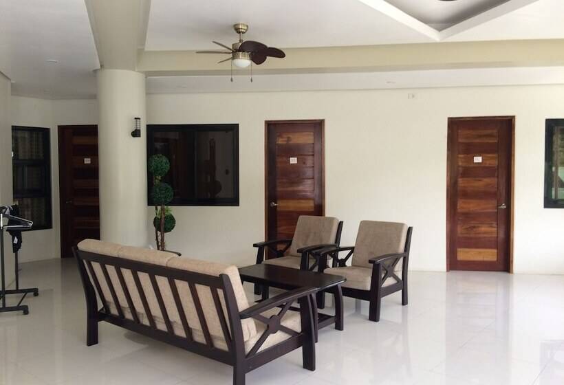 پانسیون Inngo Tourist Inn