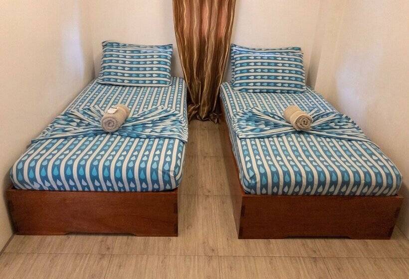 پانسیون Inngo Tourist Inn