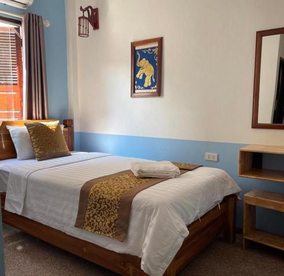 פנסיון Liberty Place