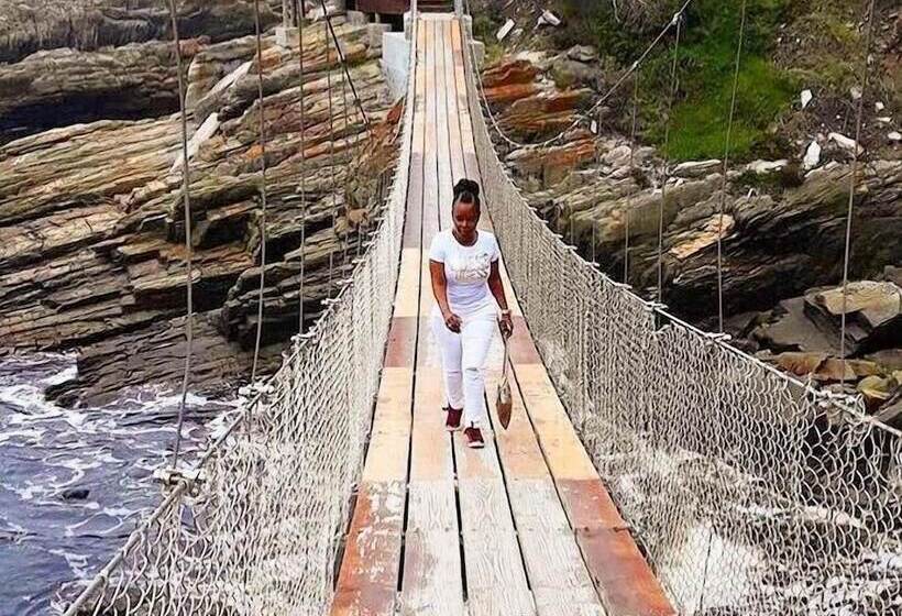 بنسيون Senate Boutique Guest House