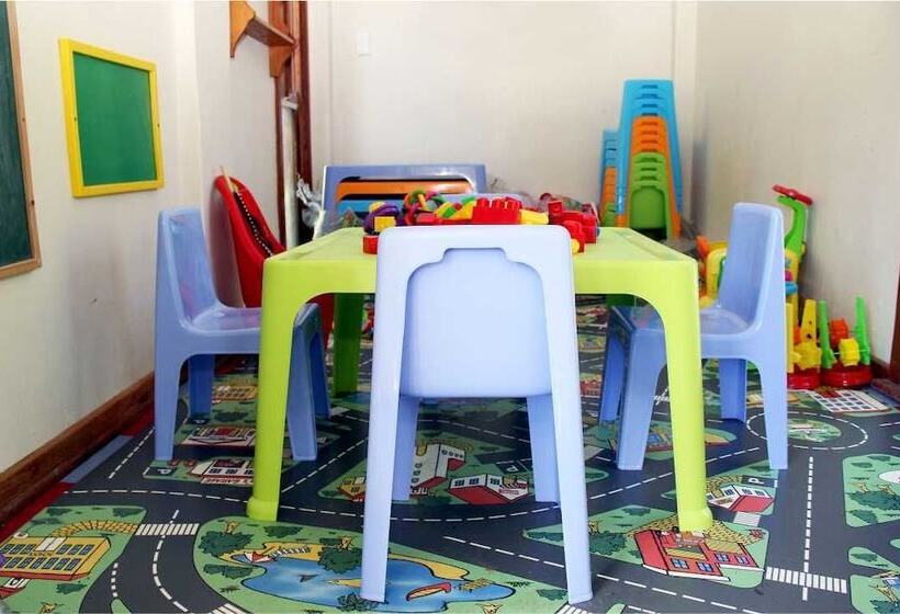 膳宿费 The Gallery