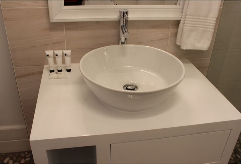 膳宿费 The Gallery