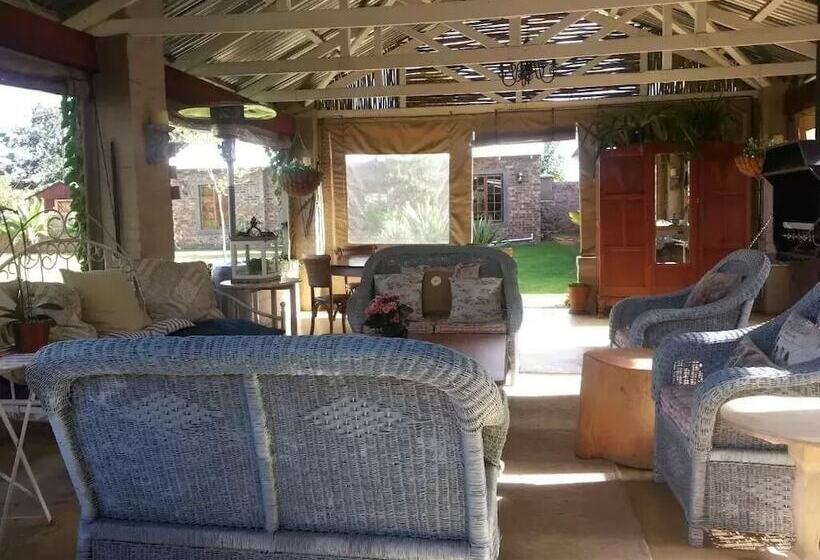 膳宿费 Town And Country Mpumalanga