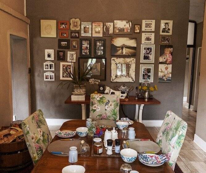 膳宿费 Town And Country Mpumalanga