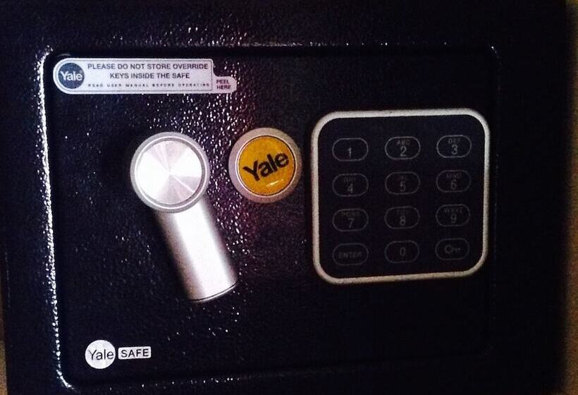 민박 Villa Langa B And B