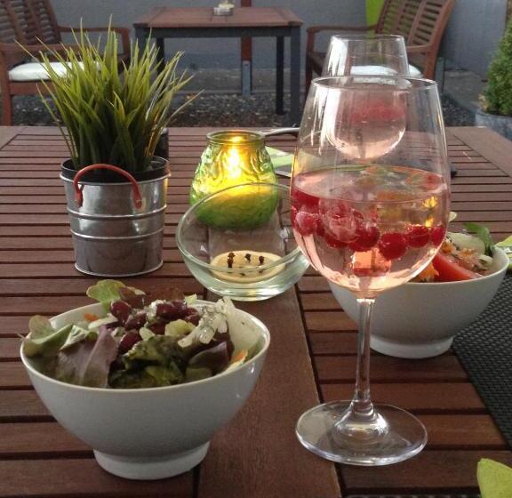 Wohnraum Hotel & Gästehaus