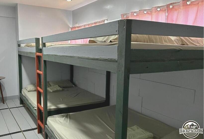 هاستل Camp Backpackers Port Barton