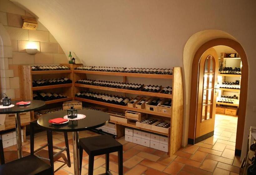 הוסטל Landgasthof Farnsburg