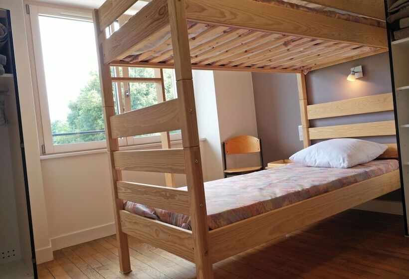 הוסטל Roue D Escampette Gîte D étape Et De Séjour