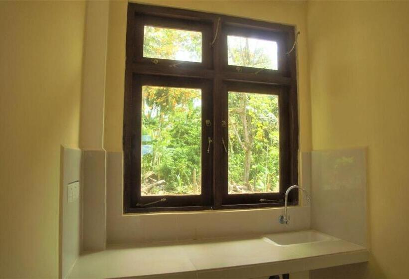 ユースホステル Thalalla Ocean View