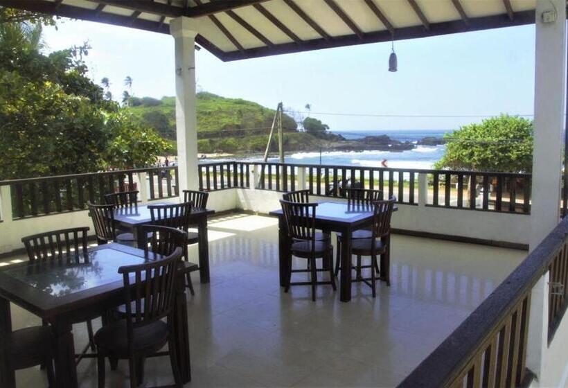 ユースホステル Thalalla Ocean View