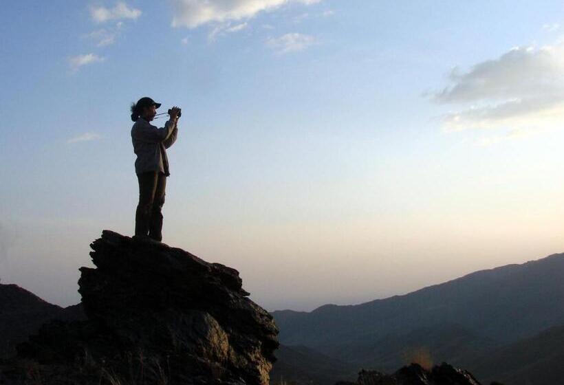 فندق صغير Uhum Guesthouse Nuratau Mountain