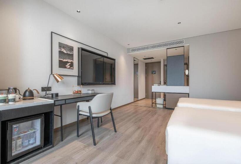 Atour Hotel Nantong Central South Brics