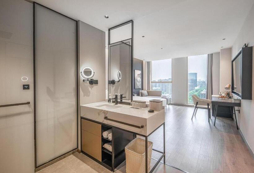 Atour Hotel Nantong Central South Brics