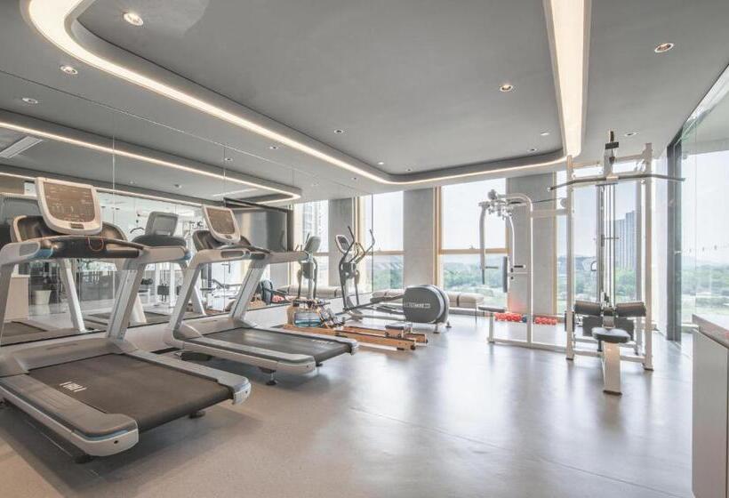 Atour Hotel Nantong Central South Brics