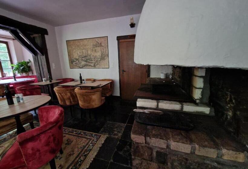 B&b La Source De La Géronstère