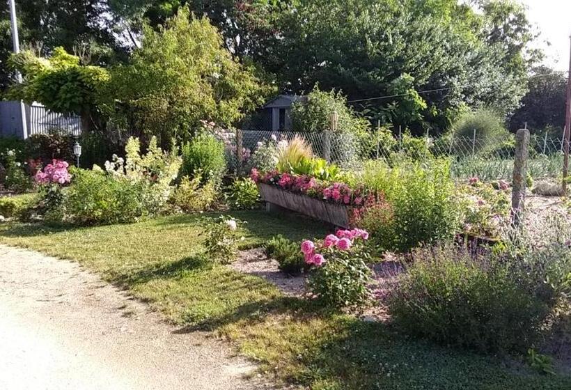 ベッドアンドブレックファースト Chambre D Hotes La Barrière