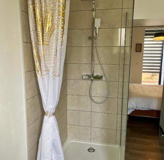 Bed and Breakfast De Tussenstop