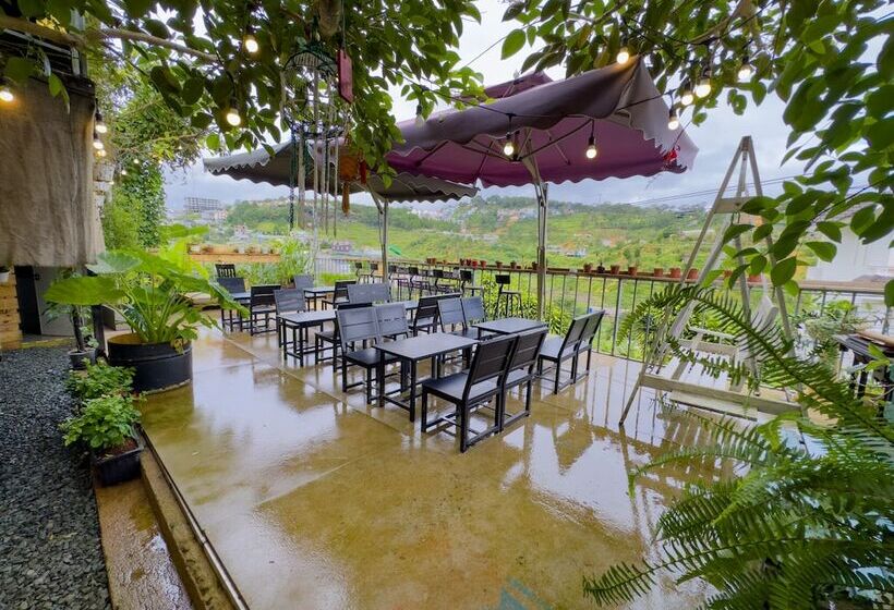 تختخواب و صبحانه Gio Homestay