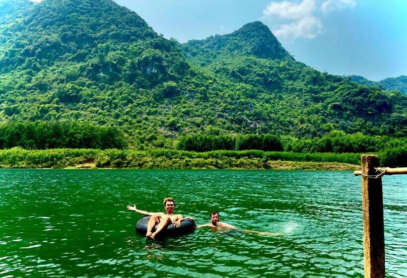 تختخواب و صبحانه Little Rock Homestay