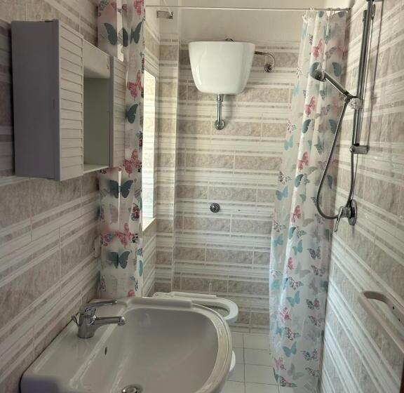 مبيت وإفطار Villa Loren