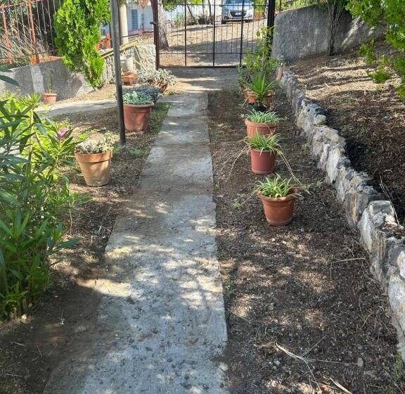 مبيت وإفطار Villa Loren