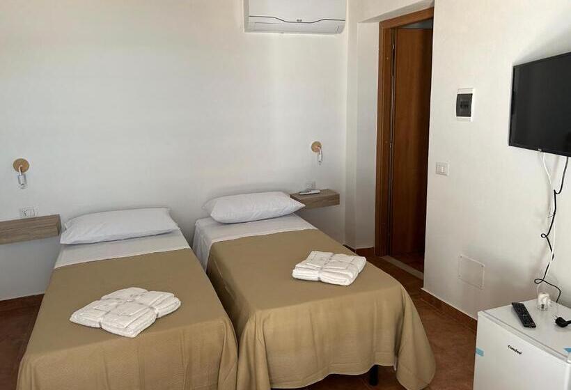 مبيت وإفطار Villa Loren