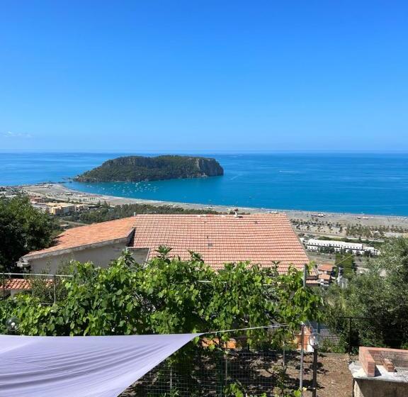 مبيت وإفطار Villa Loren