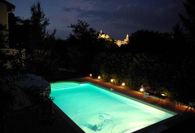 ベッドアンドブレックファースト Villa Loriline