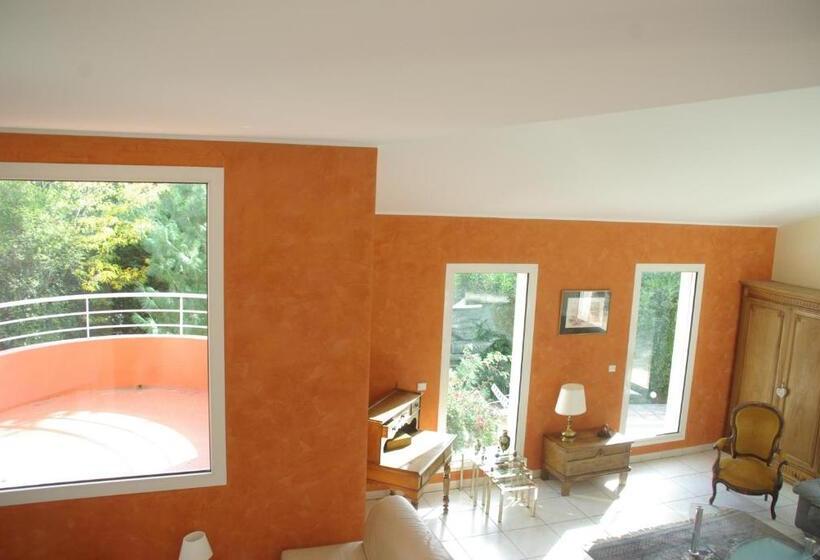 ベッドアンドブレックファースト Villa Loriline