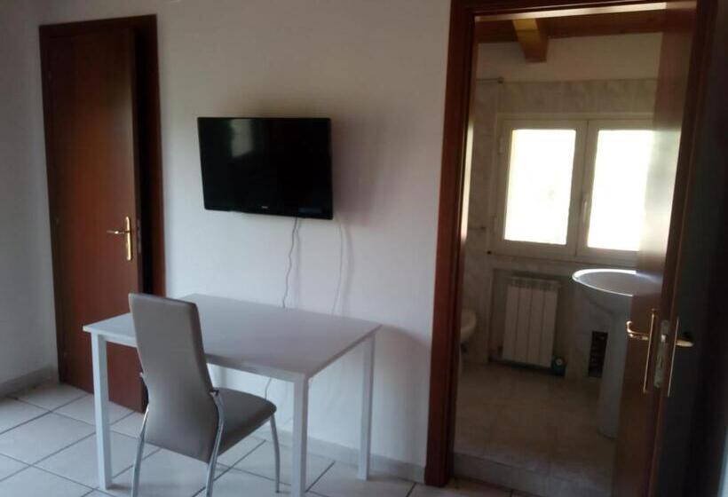 Bed & Breakfast Suite