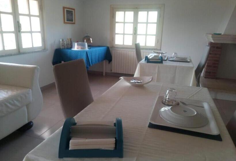 Bed & Breakfast Suite