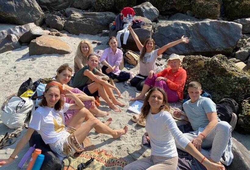 Bonfire Hostels Rishikesh