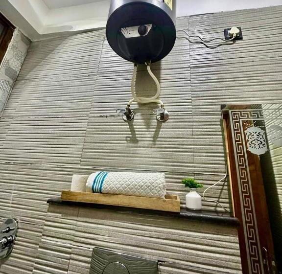 Bonfire Hostels Rishikesh