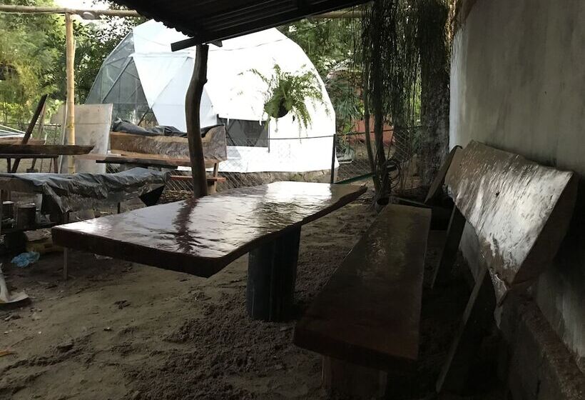 Ecohotel Ambrosia Lodge