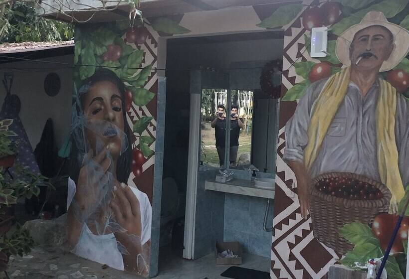 Ecohotel Ambrosia Lodge